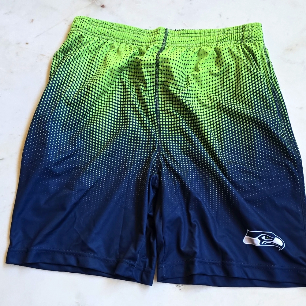 NWT SEAHAWKS NFL Green and Blue Athletic Shorts Ombre Gradient Design size Med
